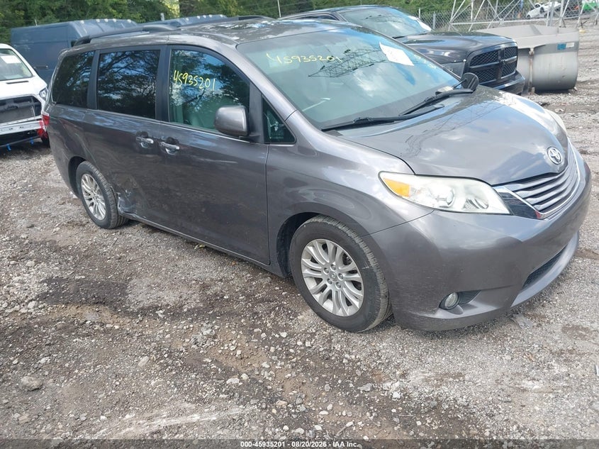 2016 TOYOTA SIENNA XLE 8 PASSENGER | 5TDYK3DC2GS692112 | UPCARS