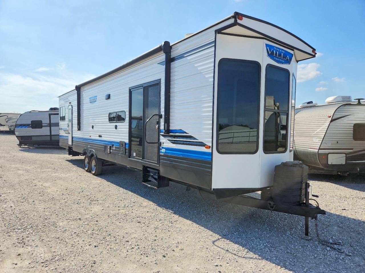 2024 SALEM TRAVEL TRA FOREST RIVER VILLA CAMPER | 4X4TSMS26RM031976 | UPCARS