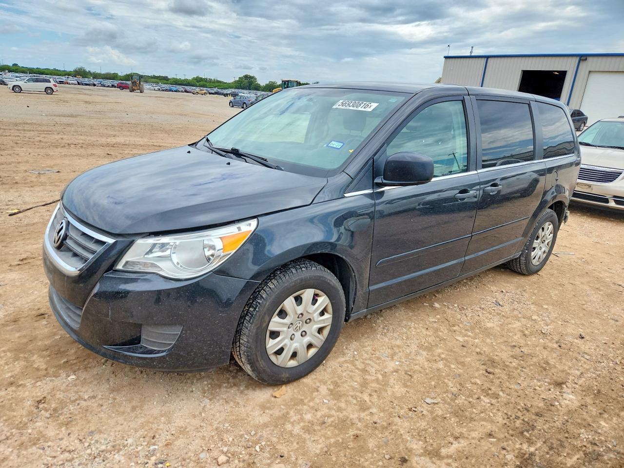 2012 VOLKSWAGEN ROUTAN S | 2C4RVAAGXCR215518 | UPCARS