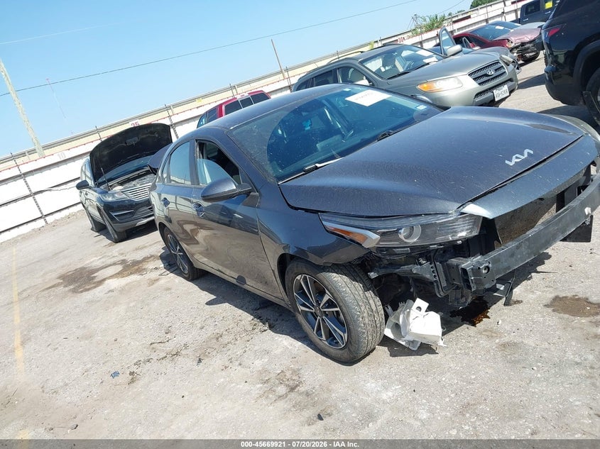 2024 KIA FORTE LXS | 3KPF24AD2RE784571 | UPCARS