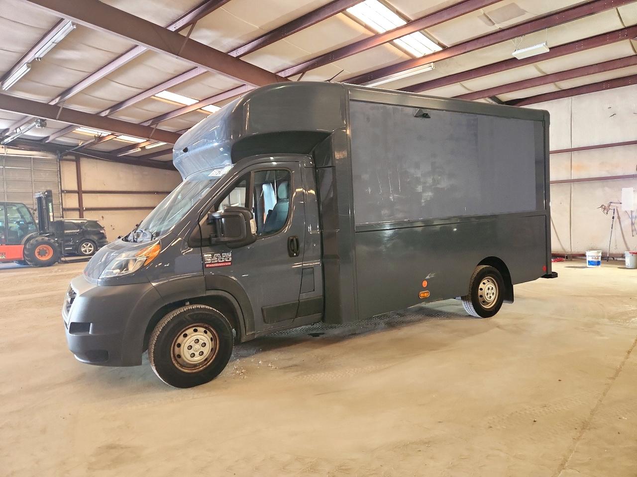 2022 RAM PROMASTER DELIVERY TRUCK | 3C7WRVMG4NE136895 | UPCARS