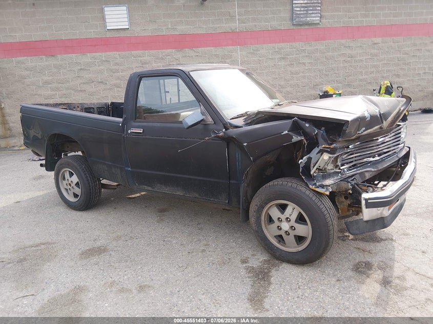 1985 CHEVROLET S TRUCK S10 | 1GCCT14B2F2137721 | UPCARS