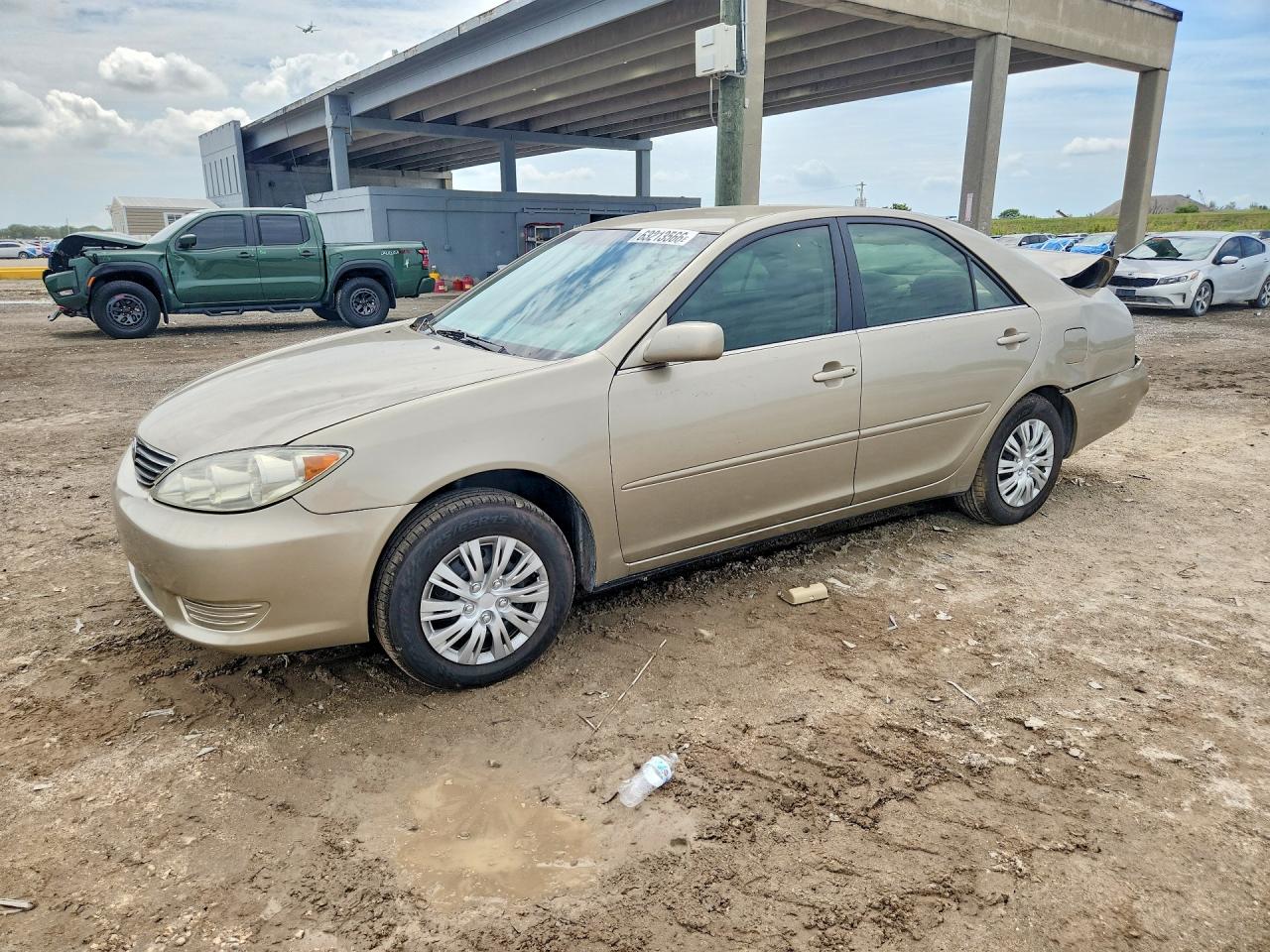 2005 TOYOTA CAMRY LE | 4T1BE32K75U073629 | UPCARS