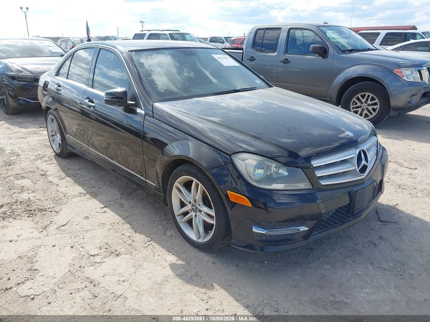 2013 MERCEDES-BENZ C 250 SPORT | WDDGF4HB1DA862207 | UPCARS