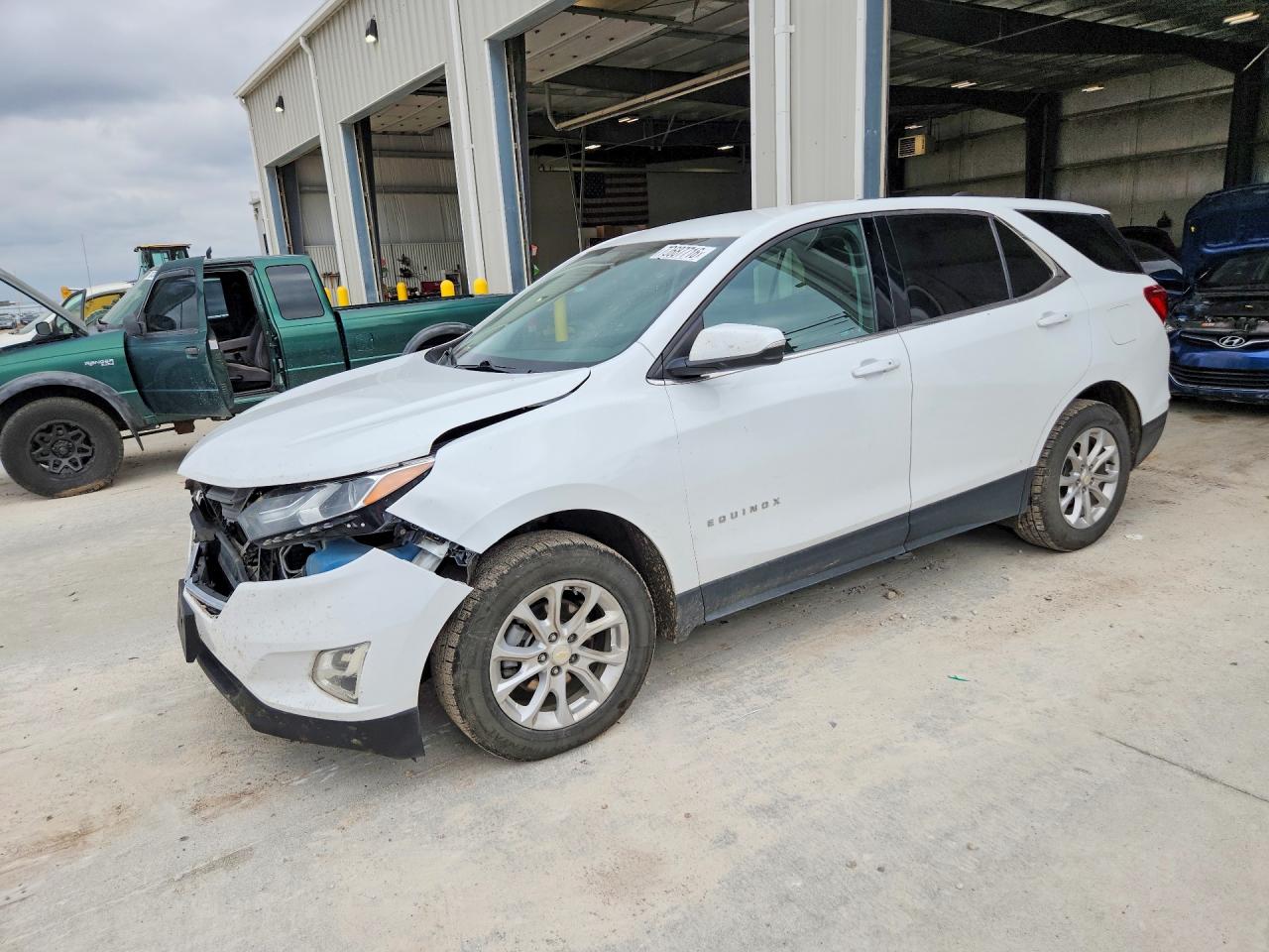 2019 CHEVROLET EQUINOX LT | 3GNAXTEV7KS650730 | UPCARS
