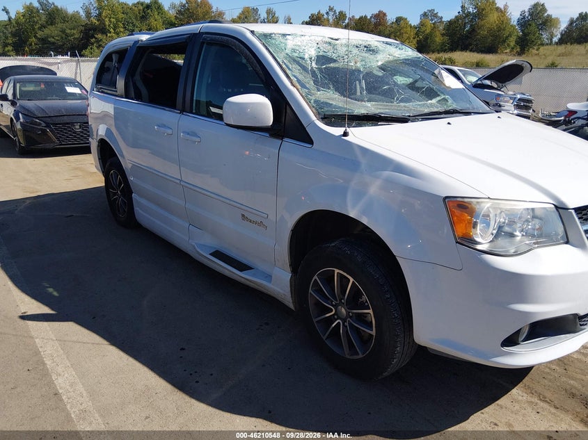 2017 DODGE GRAND CARAVAN SXT | 2C4RDGCG3HR693550 | UPCARS