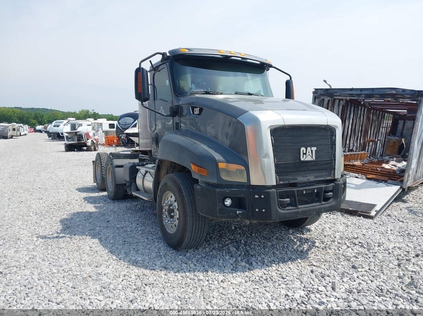2015 CATERPILLAR CT660 | 3HSJGTKTXFN618992 | UPCARS