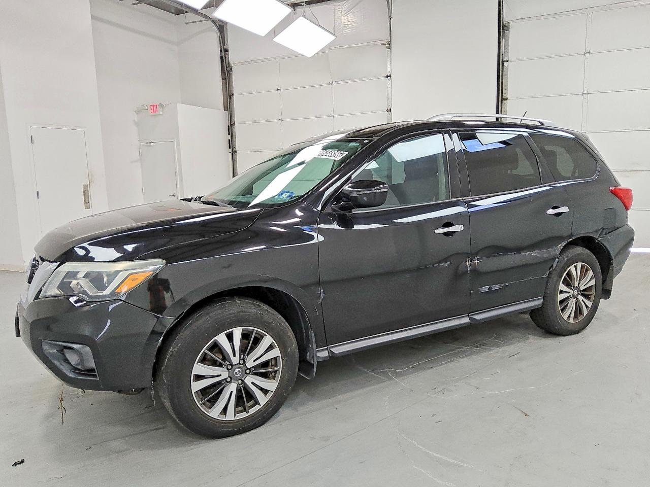 2017 NISSAN PATHFINDER SV | 5N1DR2MM3HC901966 | UPCARS