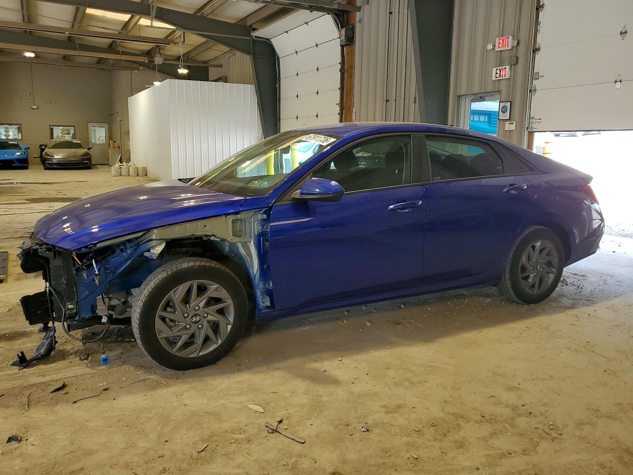 2024 HYUNDAI ELANTRA BLUE | KMHLM4DJ8RU106290 | UPCARS