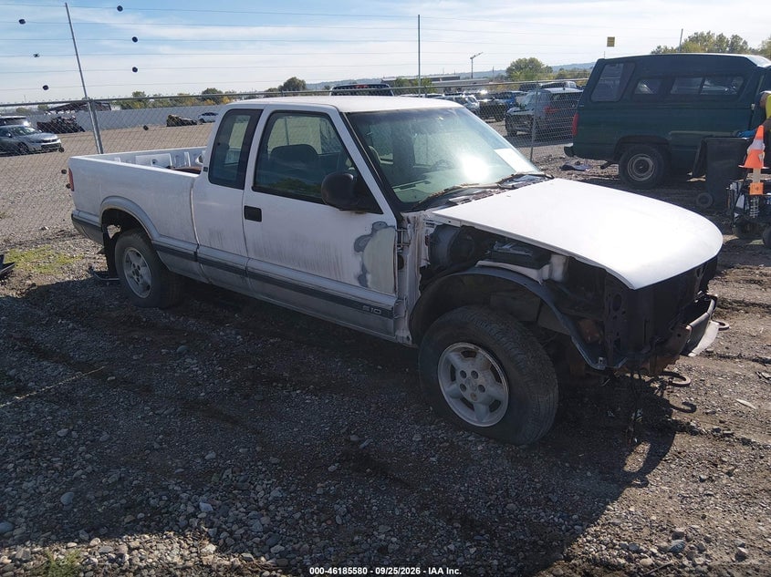 1995 CHEVROLET S TRUCK S10 | 1GCDT19W1S8235226 | UPCARS