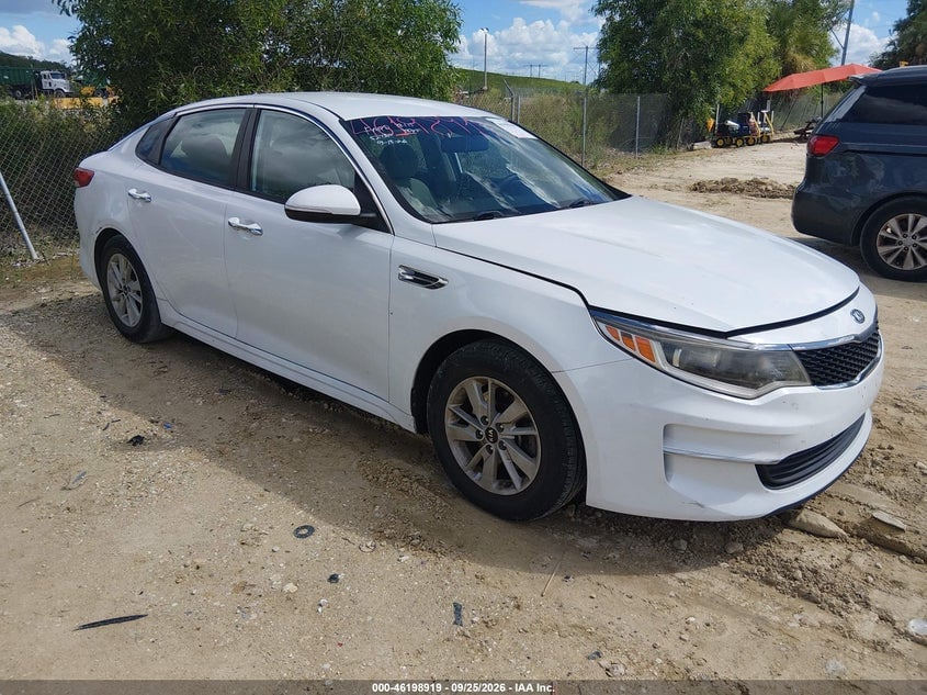 2018 KIA OPTIMA LX | 5XXGT4L31JG222209 | UPCARS