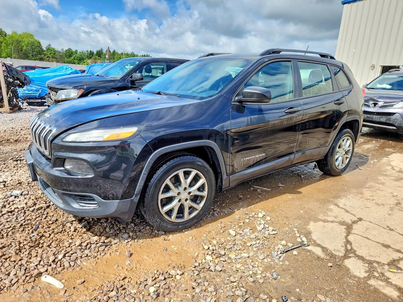 2015 JEEP CHEROKEE SPORT | 1C4PJLAB7FW761286 | UPCARS