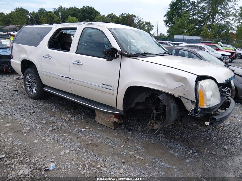 2011 GMC YUKON XL 1500 DENALI | 1GKS2MEF0BR380550 | UPCARS