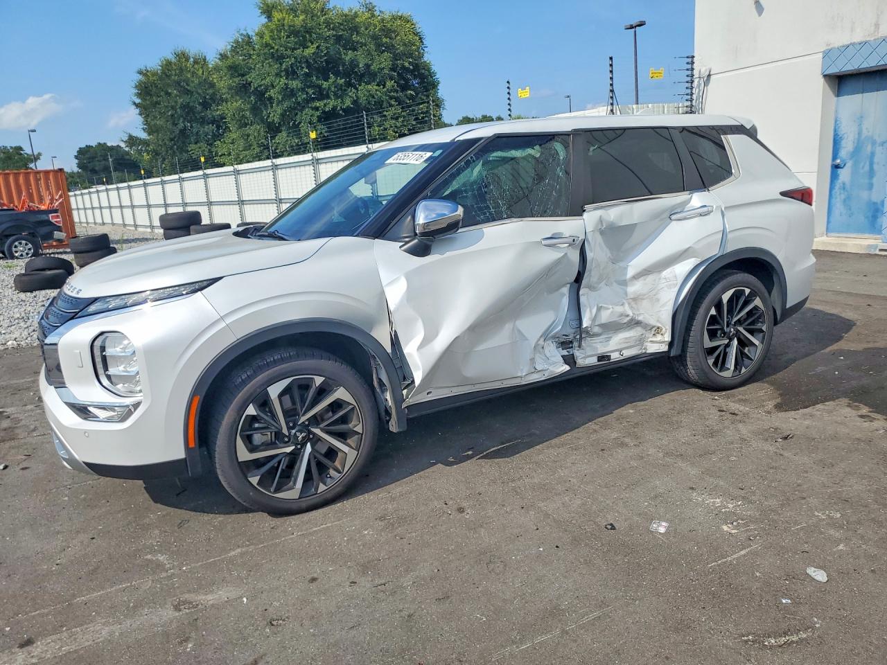 2022 MITSUBISHI OUTLANDER SE | JA4J4UA81NZ062699 | UPCARS