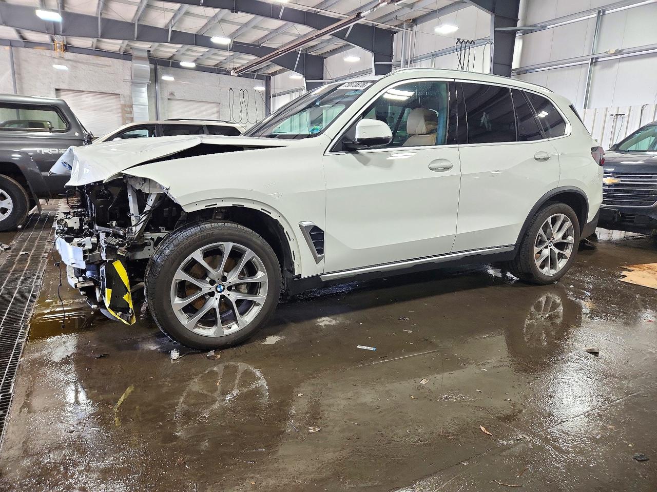 2025 BMW X5 XDRIVE40I | 5UX23EU08S9W48030 | UPCARS