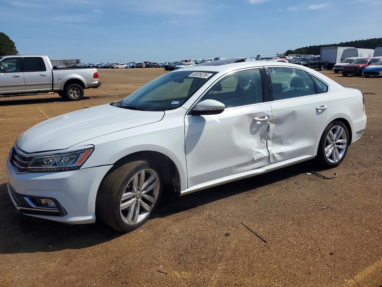 2018 VOLKSWAGEN PASSAT SE | 1VWBA7A34JC007960 | UPCARS