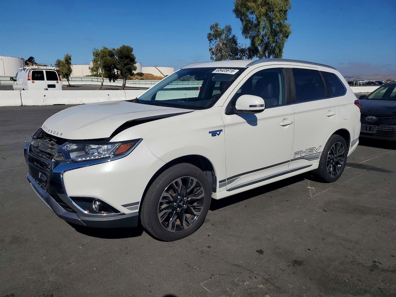 2018 MITSUBISHI OUTLANDER SE | JA4J24A58JZ053178 | UPCARS