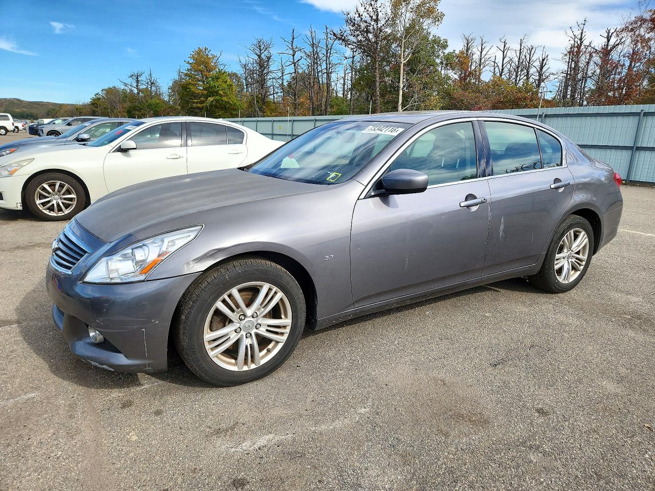 2015 INFINITI Q40 BASE | JN1CV6AR5FM520388 | UPCARS