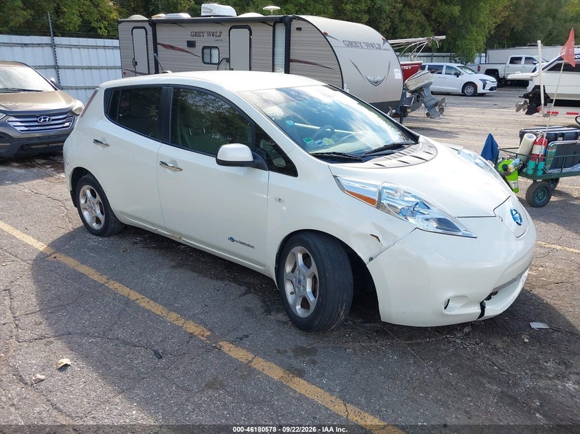2011 NISSAN LEAF SL | JN1AZ0CP4BT008772 | UPCARS