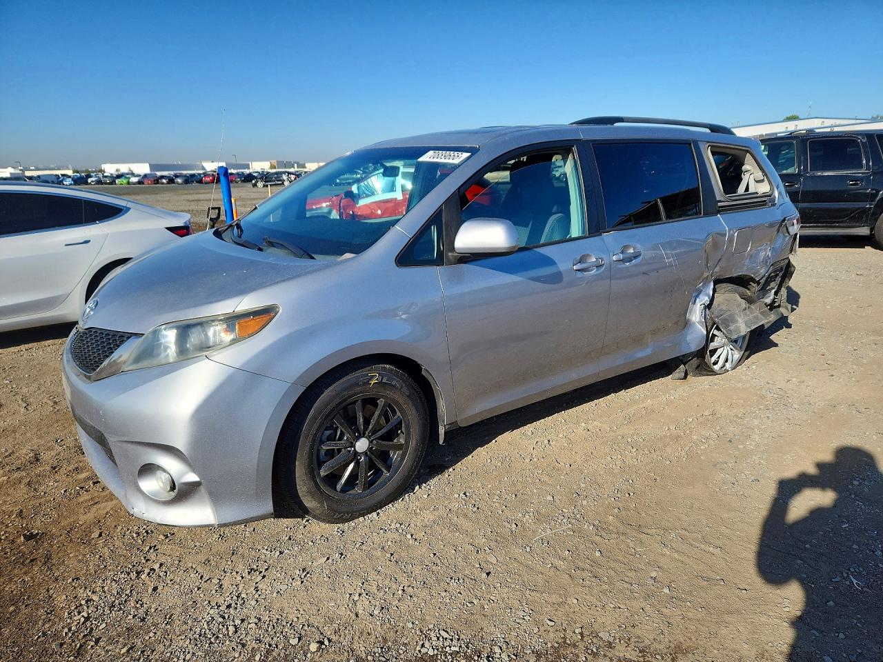 2011 TOYOTA SIENNA SPORT | 5TDXK3DC5BS039651 | UPCARS