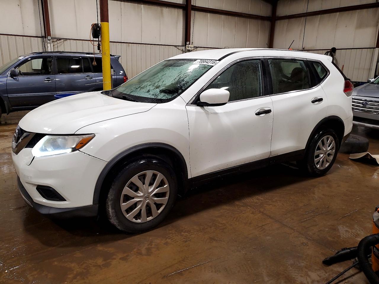 2016 NISSAN ROGUE S | KNMAT2MV8GP615149 | UPCARS