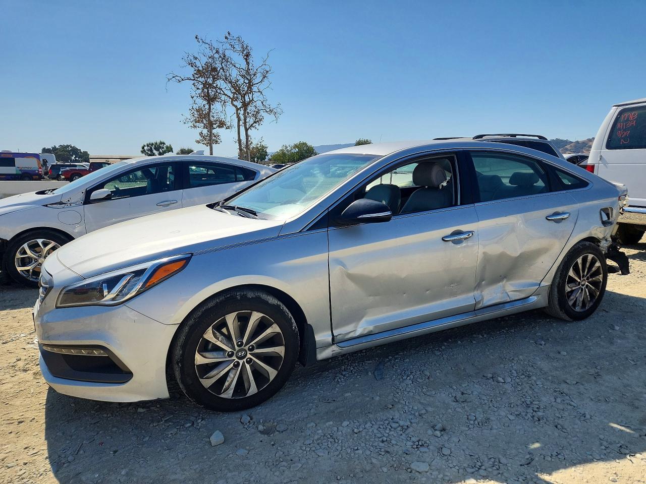 2015 HYUNDAI SONATA SPORT | 5NPE34AF4FH131774 | UPCARS
