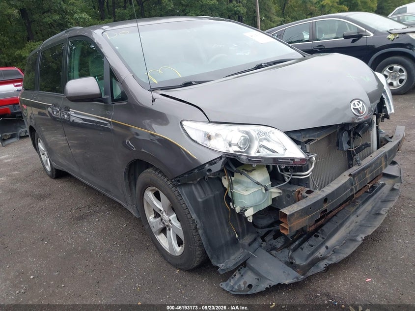 2011 TOYOTA SIENNA LE V6 | 5TDKK3DC2BS158932 | UPCARS