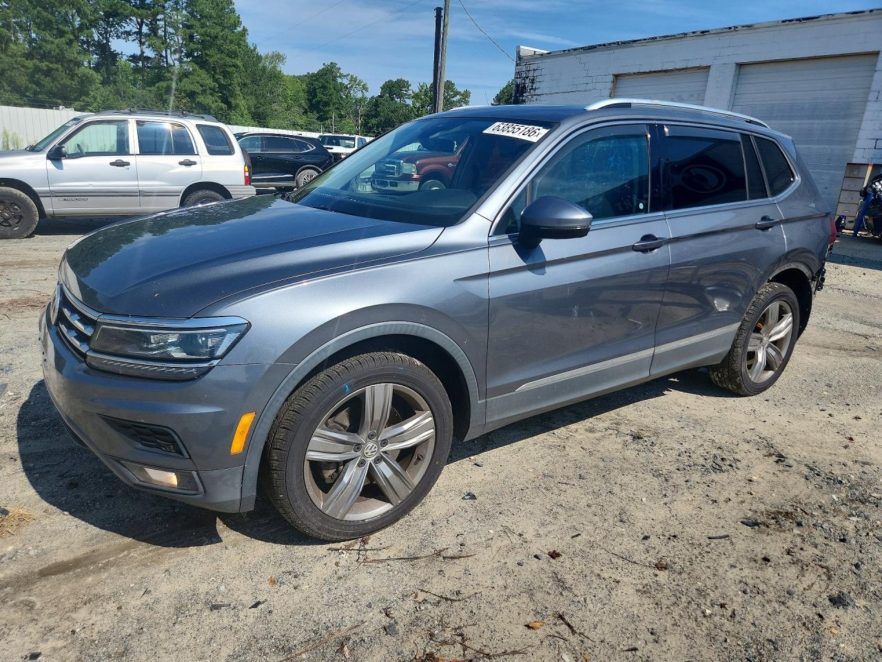 2018 VOLKSWAGEN TIGUAN SEL PREMIUM | 3VV4B7AX7JM003557 | UPCARS