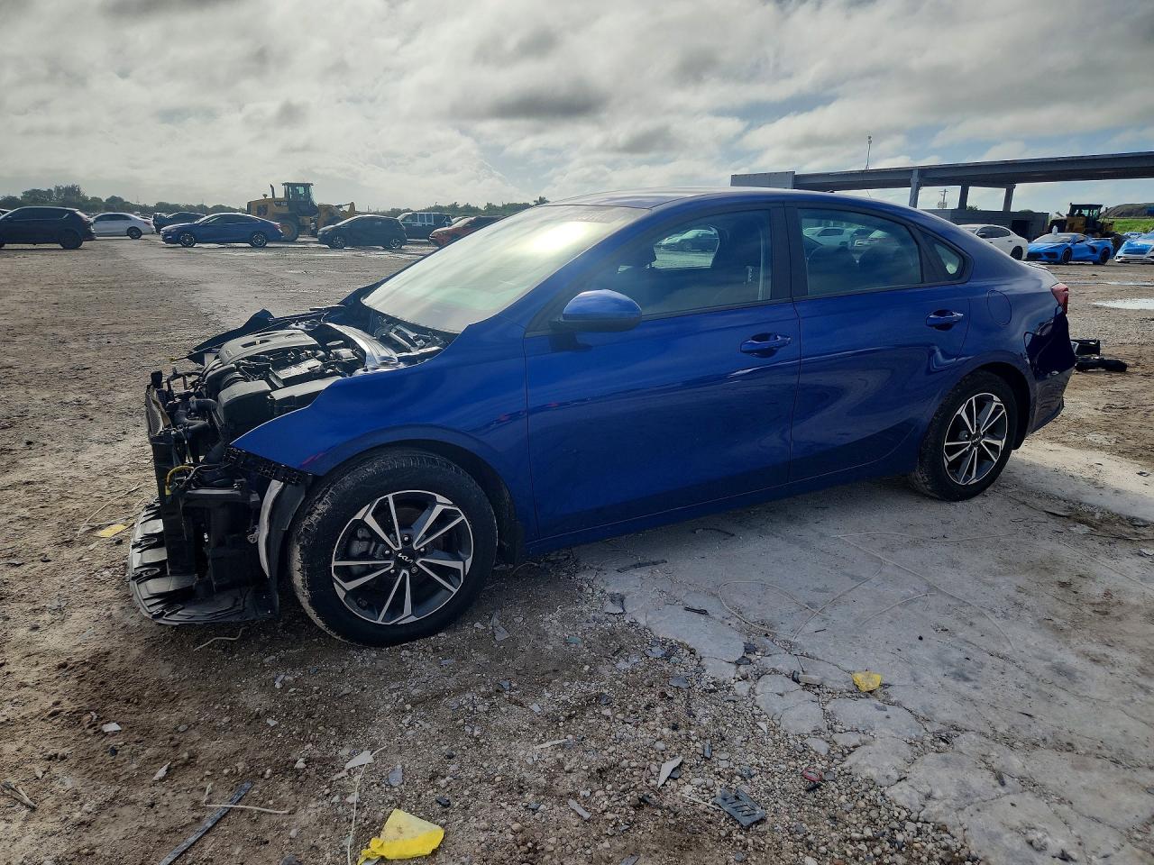 2024 KIA FORTE LXS | 3KPF24AD0RE774671 | UPCARS