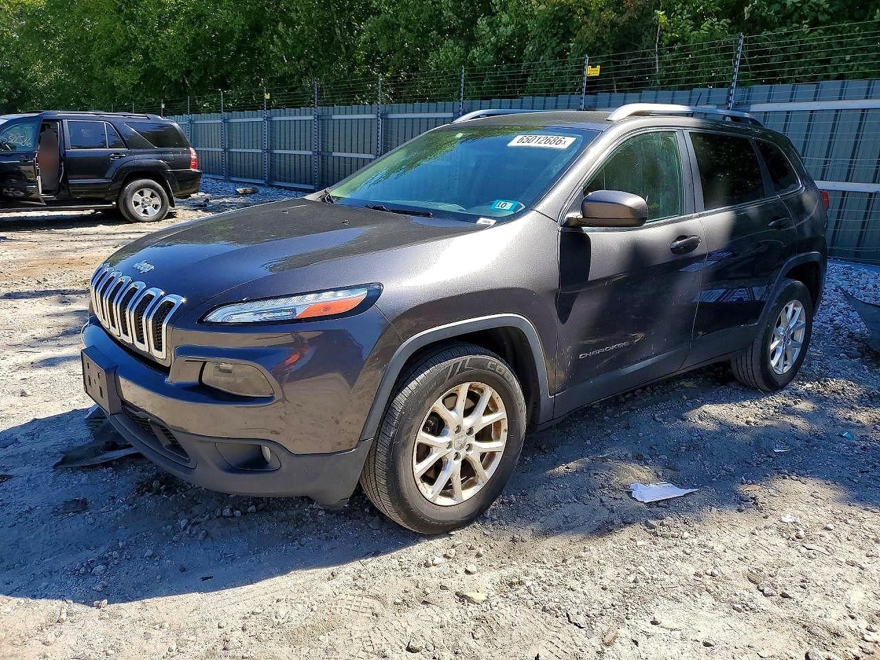 2015 JEEP CHEROKEE LATITUDE | 1C4PJMCB0FW557481 | UPCARS
