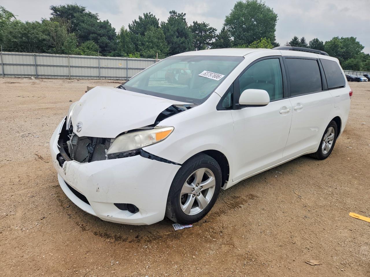 2013 TOYOTA SIENNA LE | 5TDKK3DC0DS362924 | UPCARS