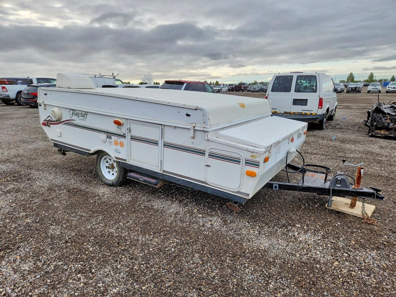 2007 FOREST RIVER FLAGSTAFF CAMPING TRAILER | 4X4CFS7127D158178 | UPCARS