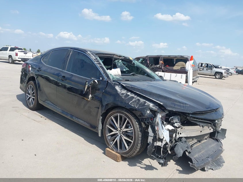 2024 TOYOTA CAMRY XLE | 4T1F11AK5RU891157 | UPCARS