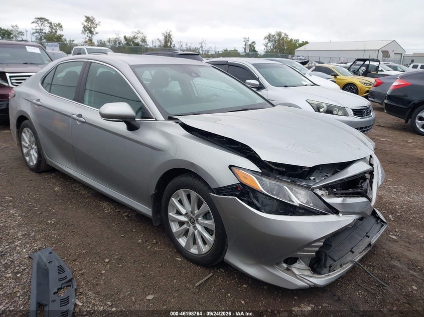 2020 TOYOTA CAMRY LE | 4T1L11AK1LU975552 | UPCARS