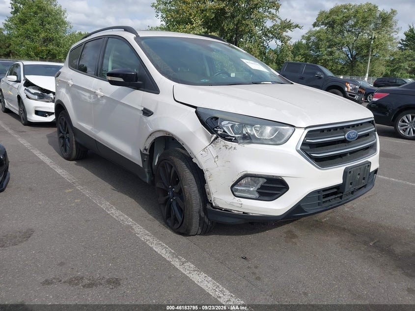 2017 FORD ESCAPE TITANIUM | 1FMCU9JDXHUA44725 | UPCARS