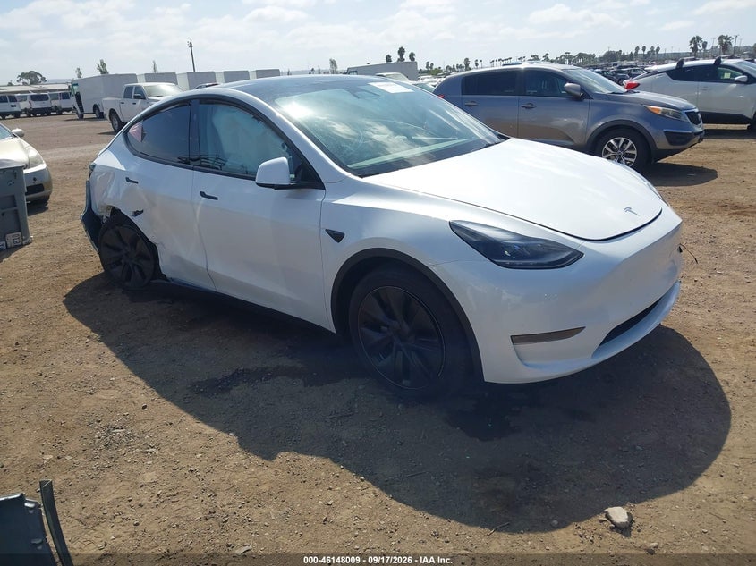 2024 TESLA MODEL Y LONG RANGE SINGLE MOTOR REAR-WHEEL DRIVE/RWD | 7SAYGDED1RF168894 | UPCARS