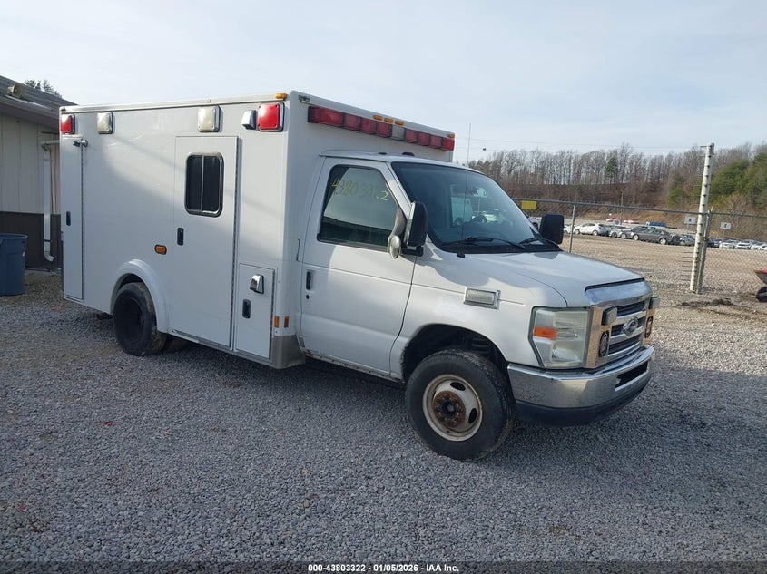 2011 FORD E-350 CUTAWAY | 1FDWE3FS6BDB07888 | UPCARS