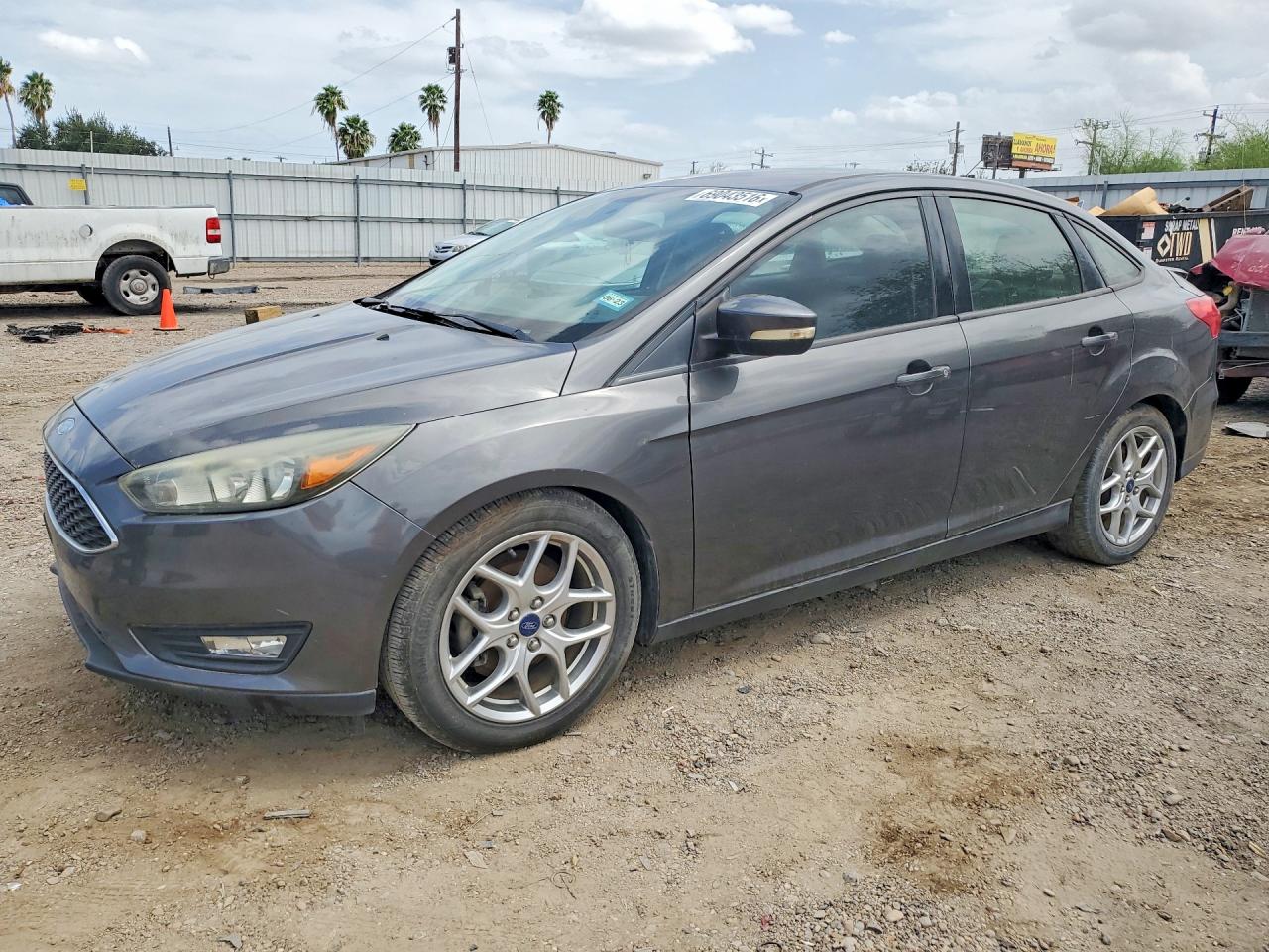 2015 FORD FOCU SE | 1FADP3F24FL274774 | UPCARS