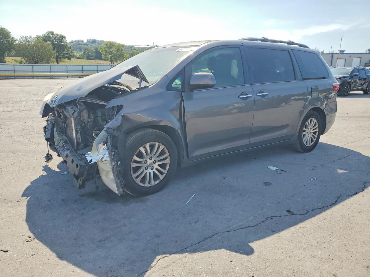 2015 TOYOTA SIENNA XLE PREMIUM 8-PASSENGER | 5TDYK3DCXFS572315 | UPCARS