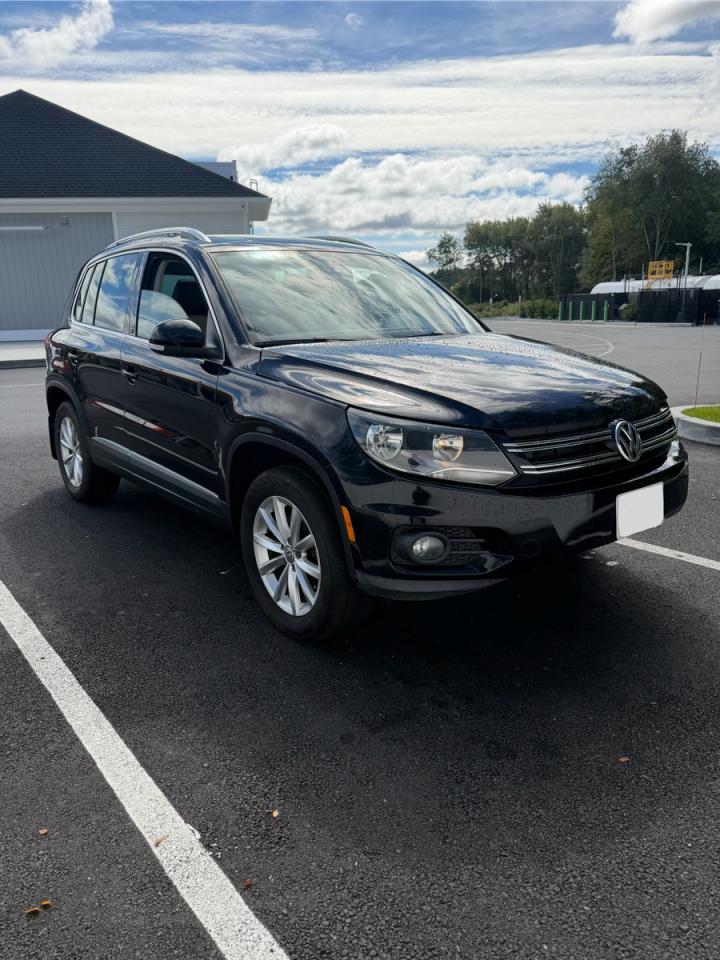 2017 VOLKSWAGEN TIGUAN WOLFSBURG | WVGSV7AXXHK003675 | UPCARS