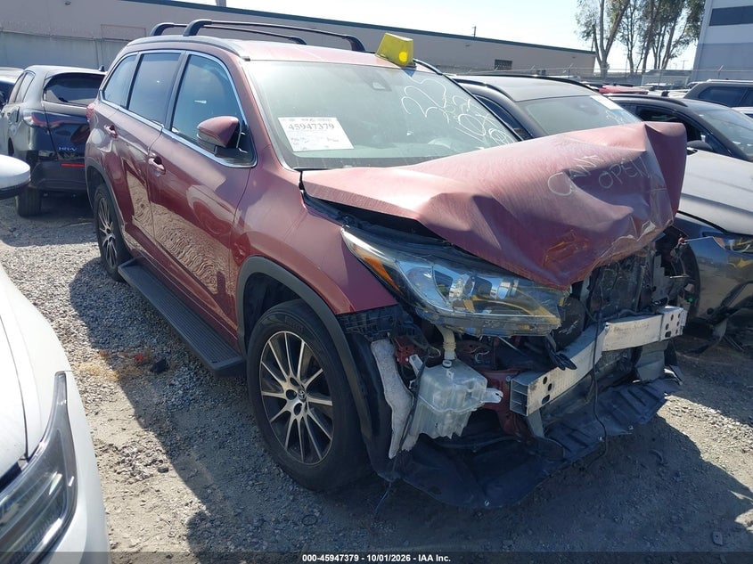 2017 TOYOTA HIGHLANDER SE | 5TDKZRFH3HS524414 | UPCARS