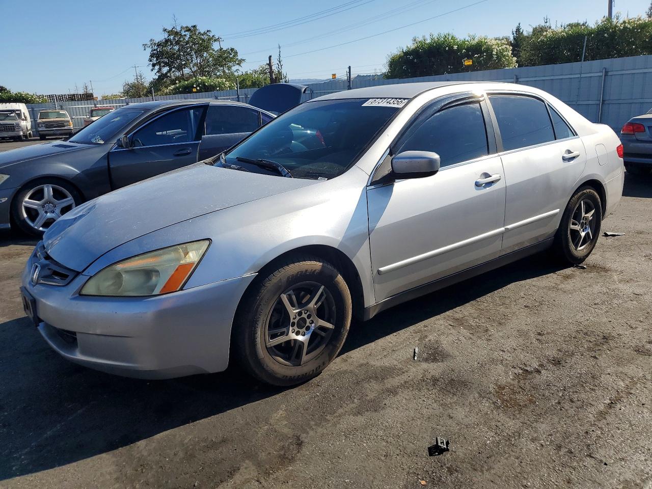 2005 HONDA ACCORD LX | JHMCM56495C001208 | UPCARS