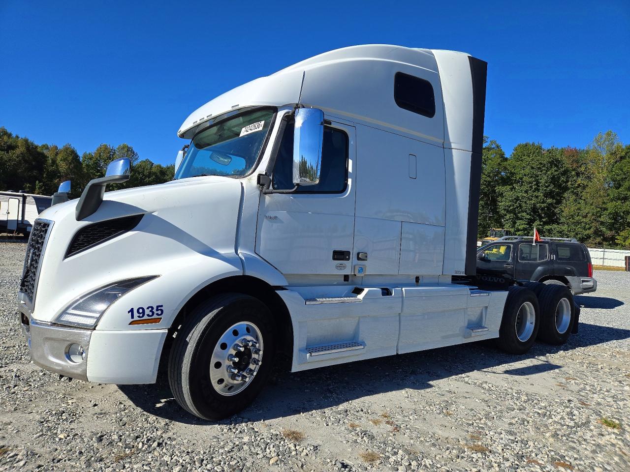 2021 VOLVO ALL OTHER - SEMI TRUCK | 4V4WC9EH5MN278023 | UPCARS