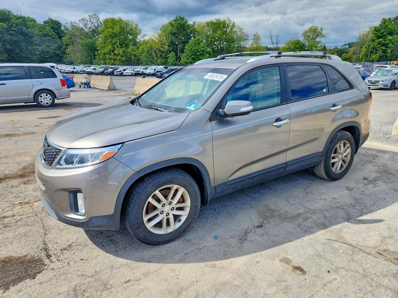 2014 KIA SORENTO LX | 5XYKT3A6XEG521877 | UPCARS