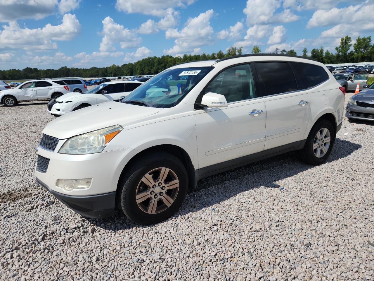 2011 CHEVROLET TRAVERSE LT | 1GNKRGED5BJ264998 | UPCARS