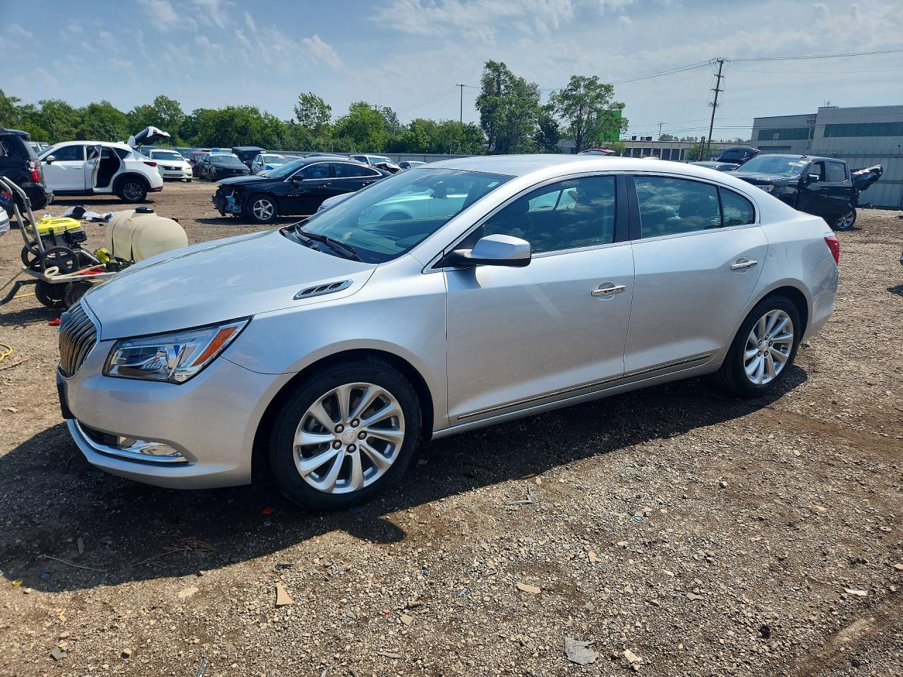 2016 BUICK LACROSSE | 1G4GA5G38GF179268 | UPCARS