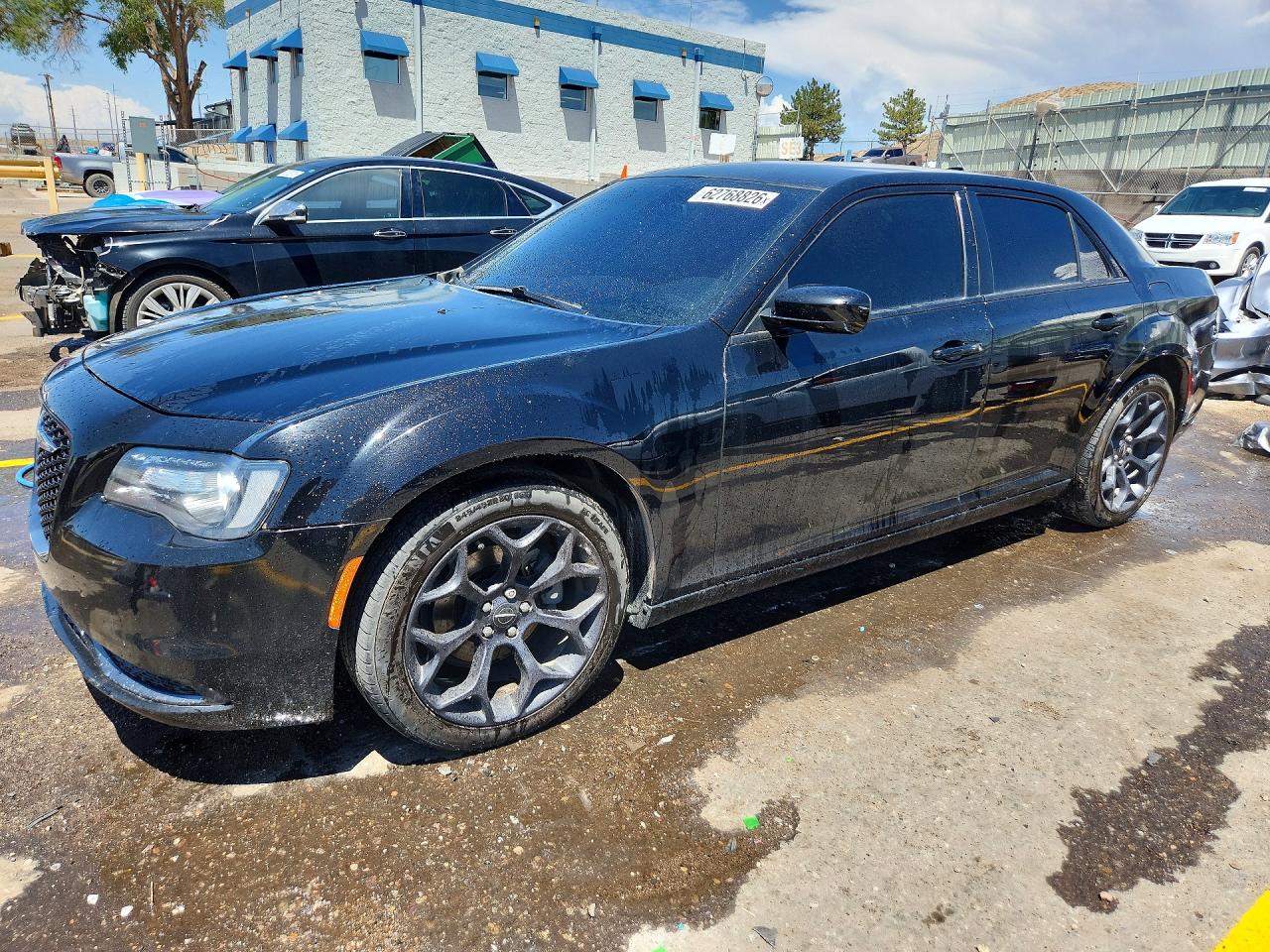 2019 CHRYSLER 300 TOURING | 2C3CCAAG9KH704447 | UPCARS