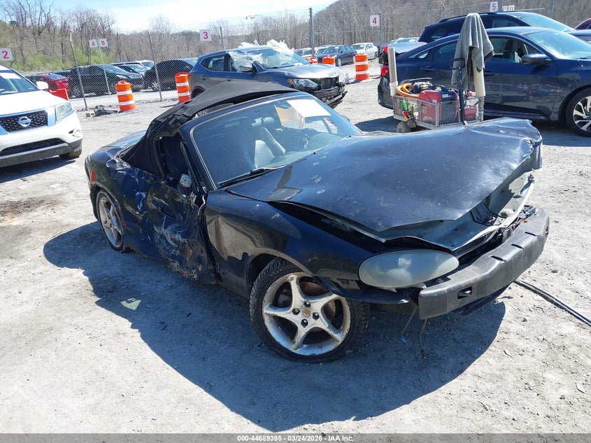 2003 MAZDA MX-5 MIATA CLOTH/LS/SE/SHINSEN | JM1NB353330303928 | UPCARS