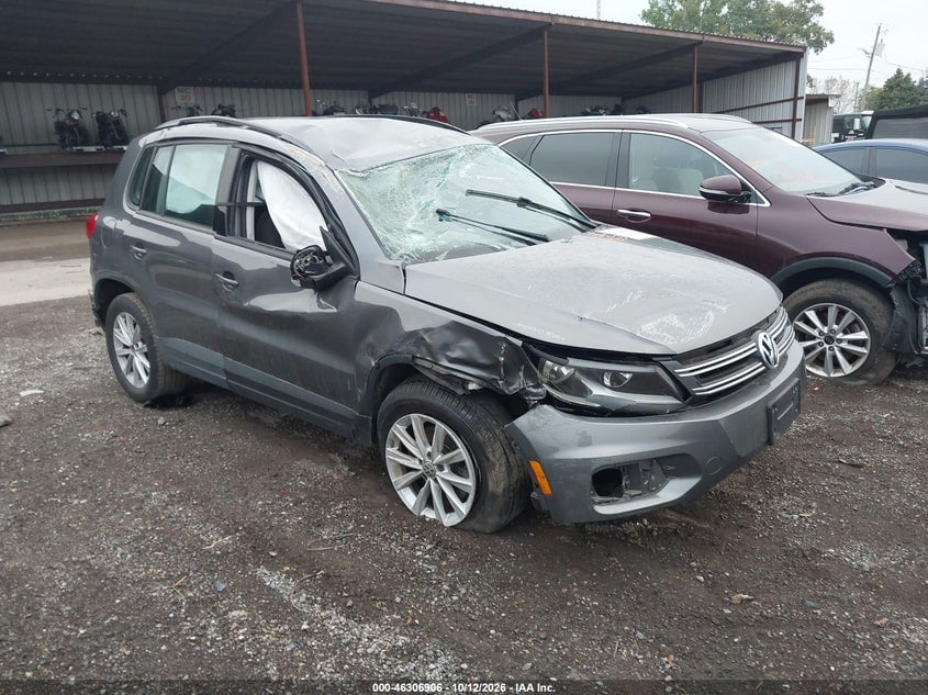 2017 VOLKSWAGEN TIGUAN 2.0T/2.0T S | WVGBV7AX6HK042408 | UPCARS