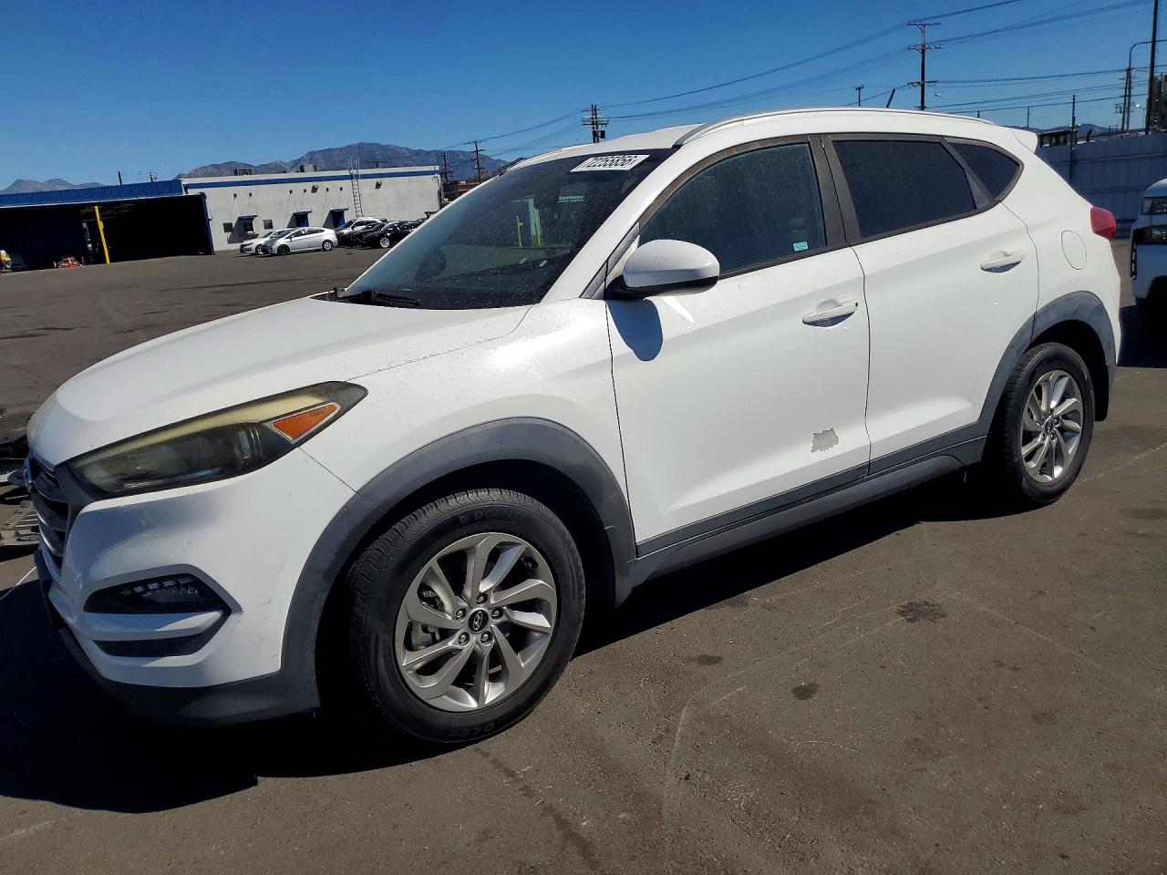 2016 HYUNDAI TUCSON SE | KM8J33A48GU180213 | UPCARS